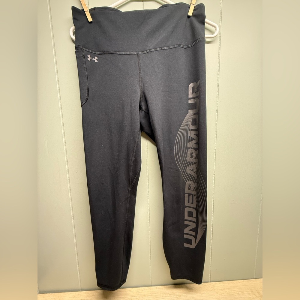 Black Under Armour Leggings with Side Logo